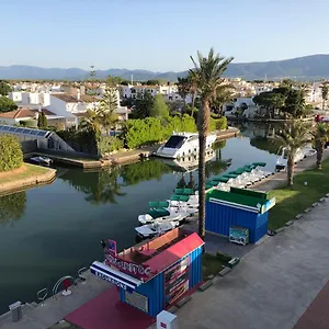 https://le-marinola-empuriabrava.catalonia-hotels.com